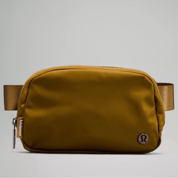 🤎One left🤎Lululemon Everywhere Belt Bag- Burnt Caramel - Picture 1 of 5